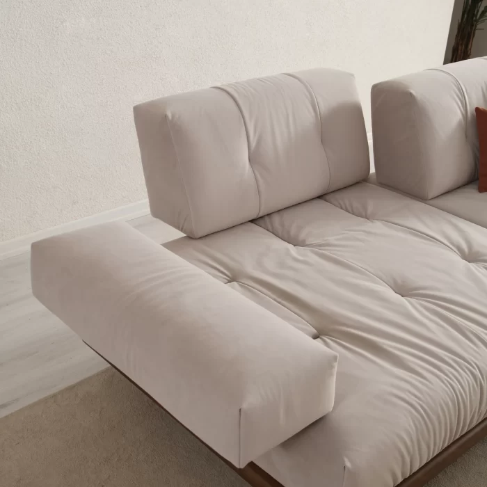 hermes-sofa-7